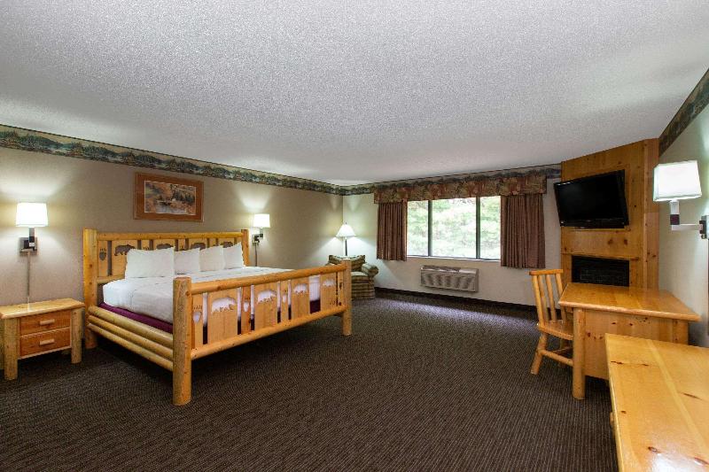 Quality Inn Ladysmith WI image