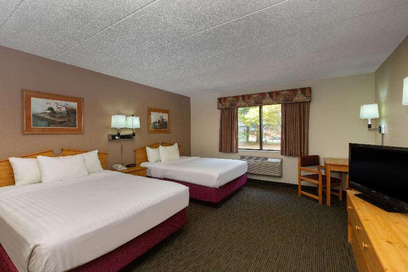 Quality Inn Ladysmith WI image
