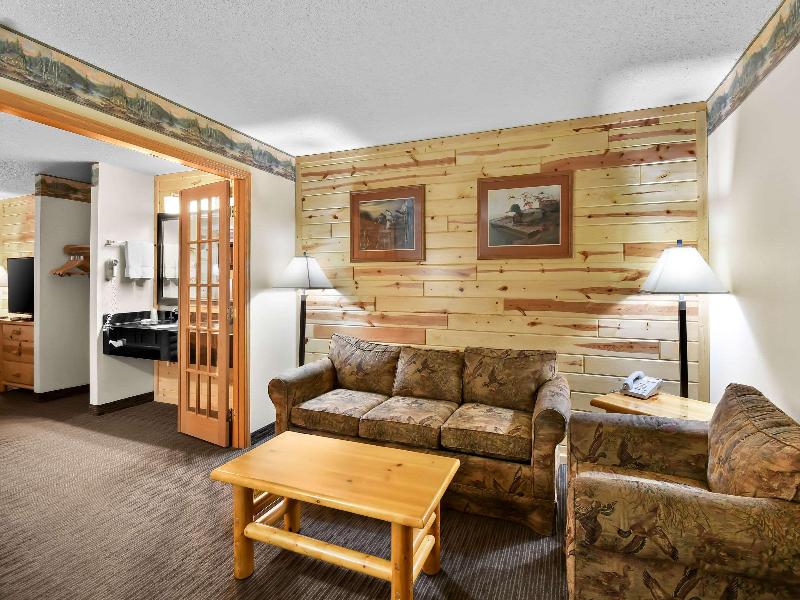 Quality Inn Ladysmith WI image