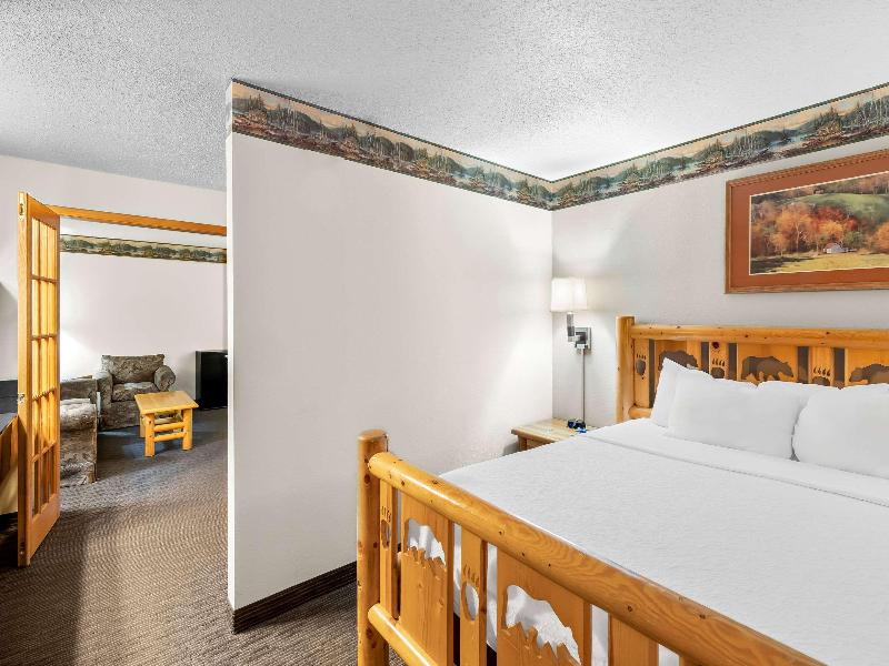 Quality Inn Ladysmith WI image