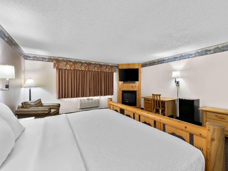 Quality Inn Ladysmith WI image