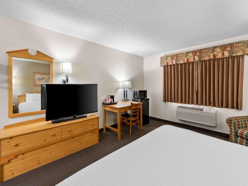 Quality Inn Ladysmith WI image
