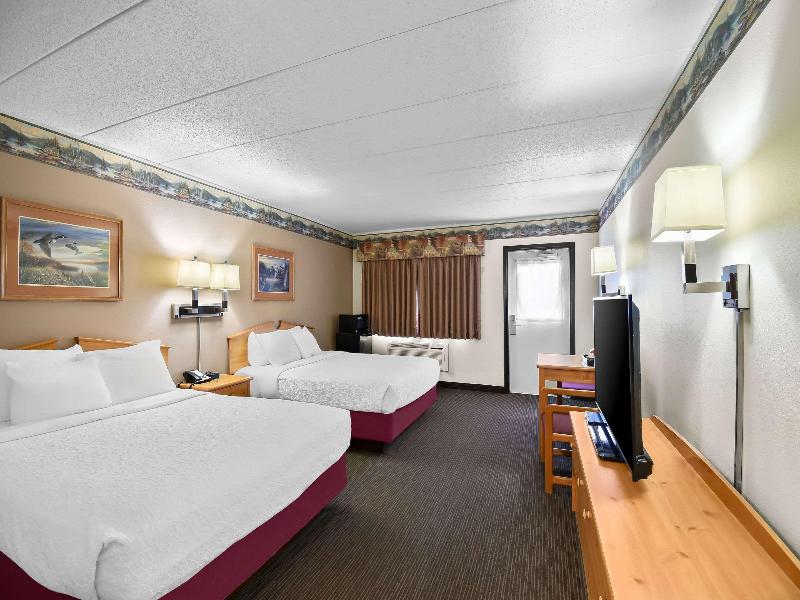 Quality Inn Ladysmith WI image