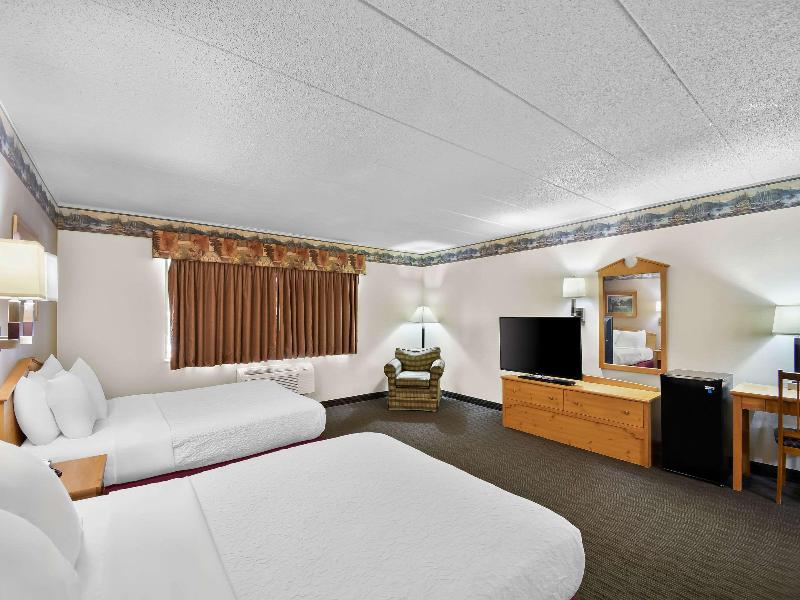 Quality Inn Ladysmith WI image
