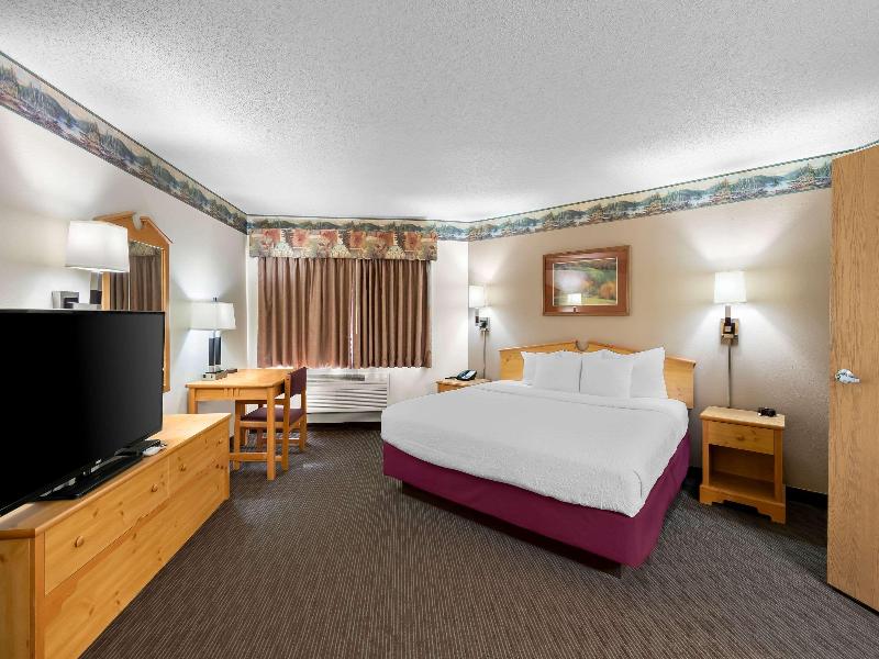Quality Inn Ladysmith WI image 6