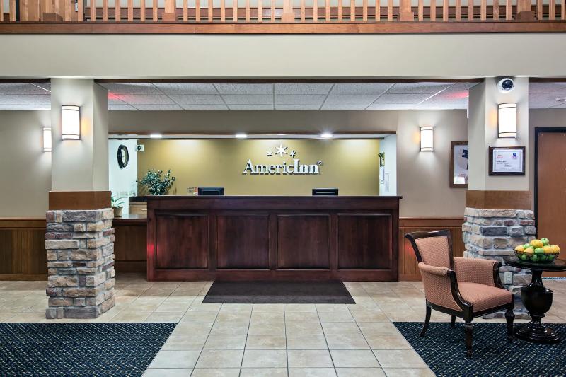 AmeriVu Inn & Suites Waconia