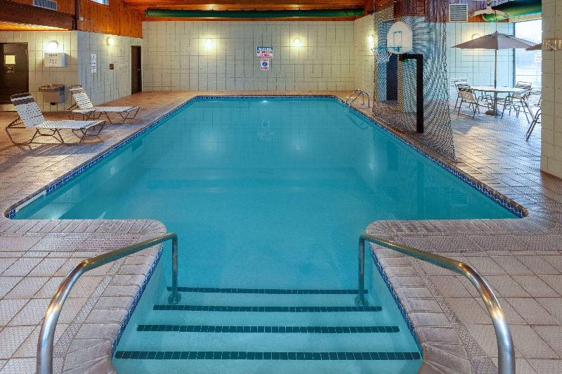 Americinn By Wyndham New Richmond image