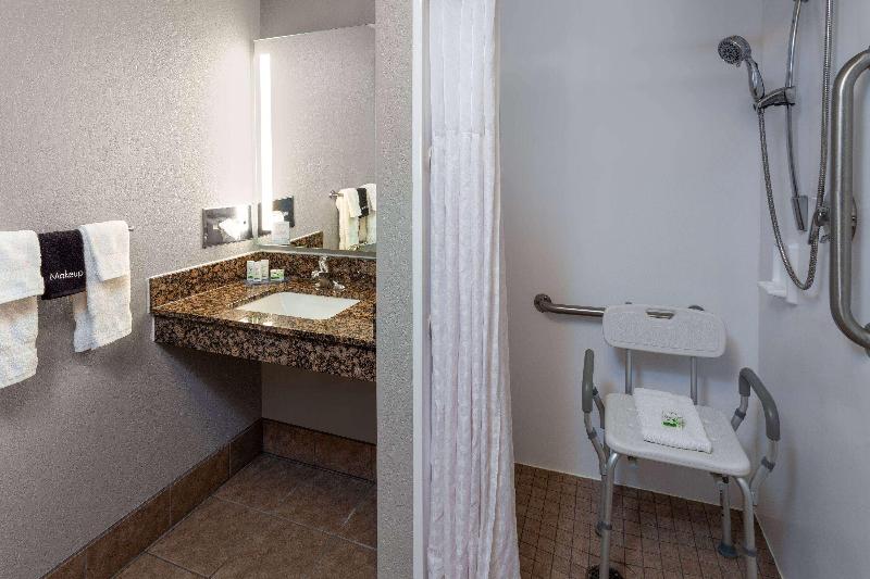 Americinn By Wyndham New Richmond image