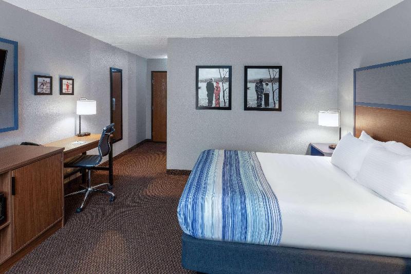 Americinn By Wyndham New Richmond image