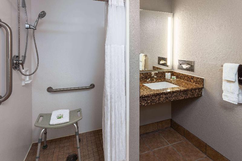 Americinn By Wyndham New Richmond image