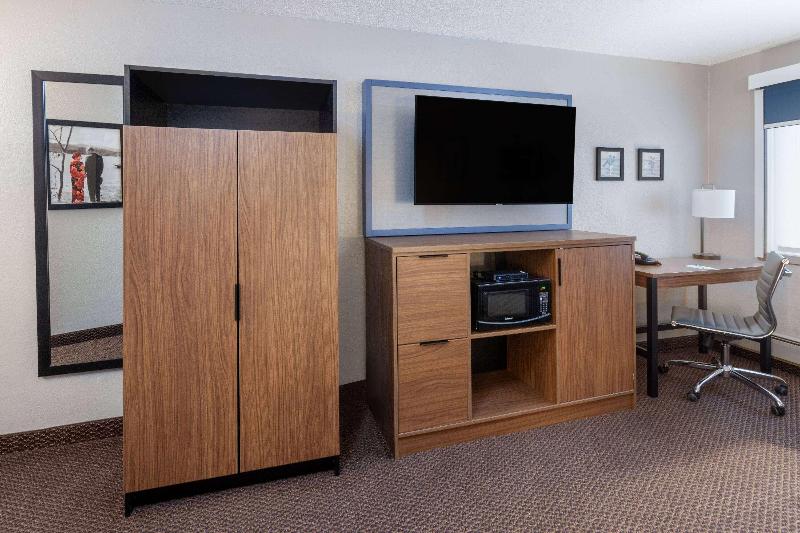 Americinn By Wyndham New Richmond image