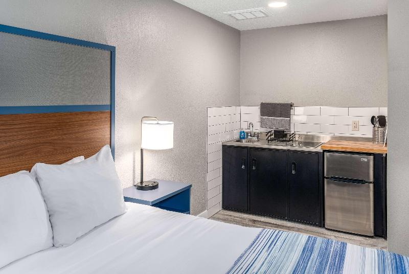 Americinn By Wyndham New Richmond image