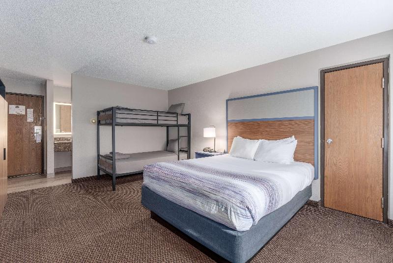 Americinn By Wyndham New Richmond image