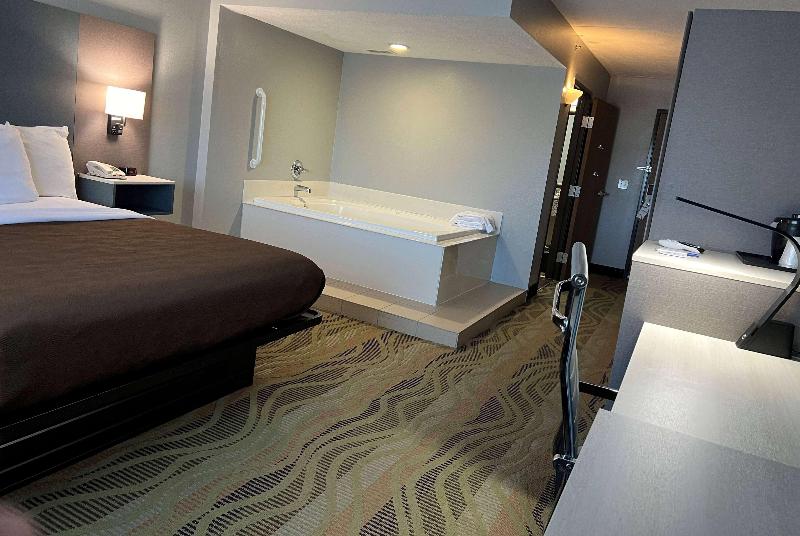 AmericInn by Wyndham Republic image