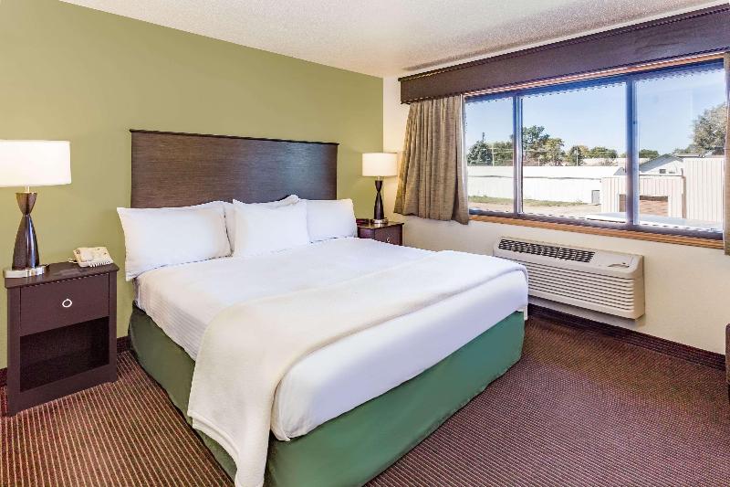 Americinn By Wyndham Hampton image