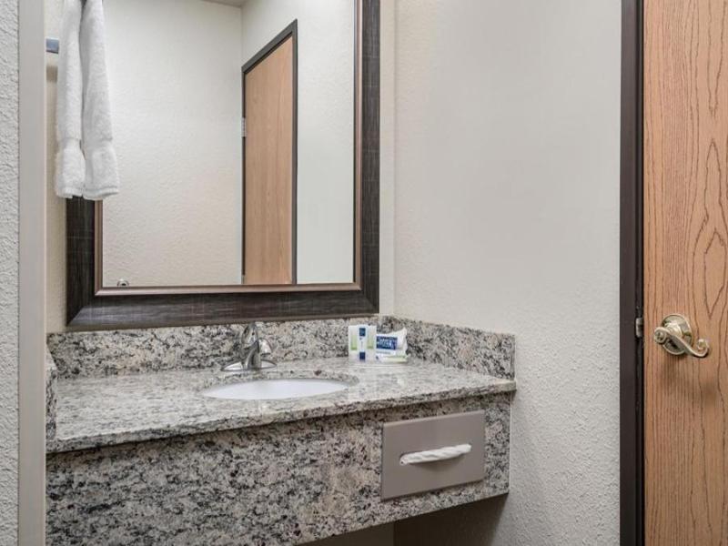 AmericInn by Wyndham Grafton image