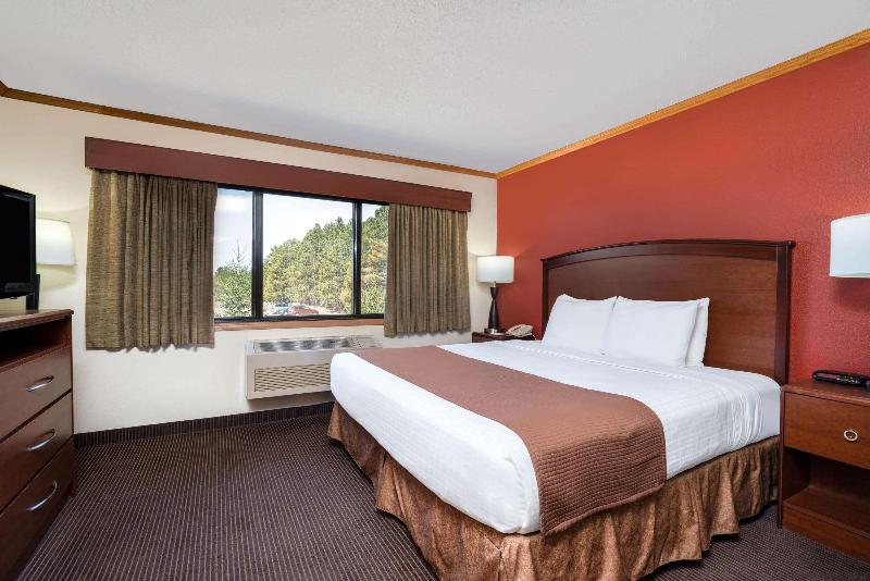 AmericInn by Wyndham Park Rapids image
