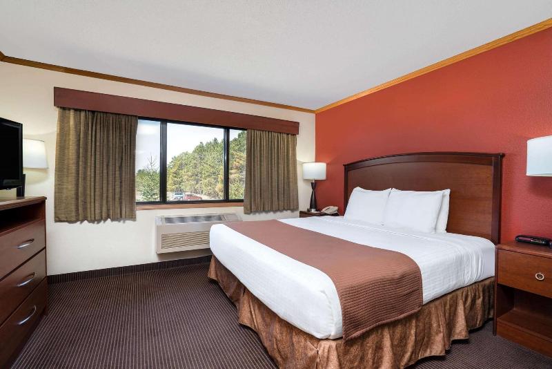 AmericInn by Wyndham Park Rapids image