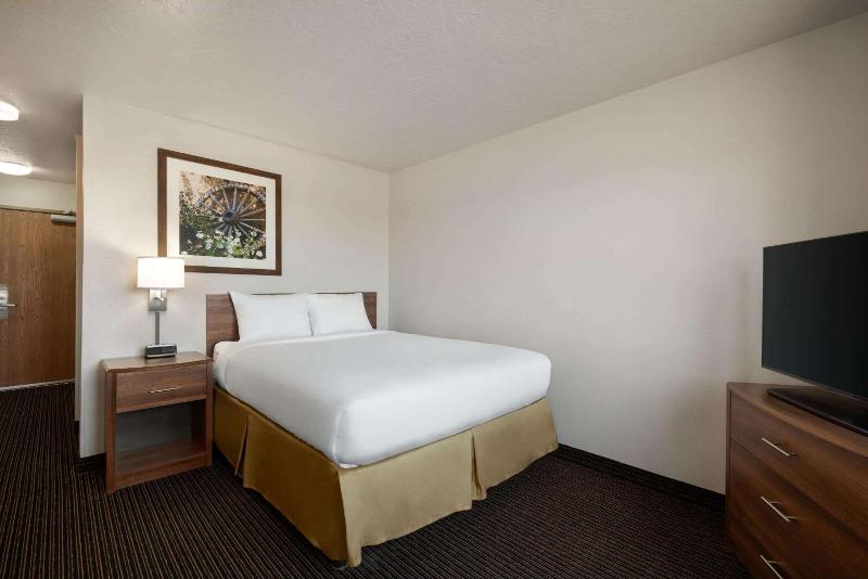 Travelodge by Wyndham Vaughn image