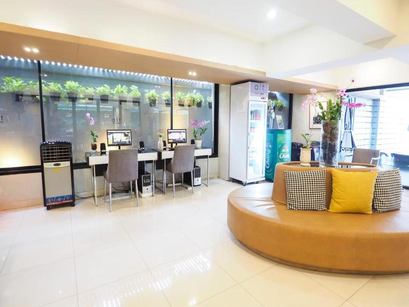 Alt Hotel Nana by UHG image