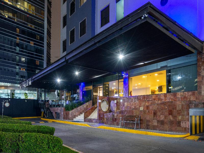 Holiday Inn Mexico Santa Fe image