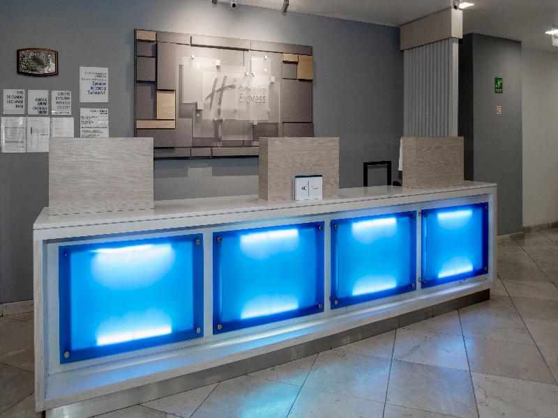 Holiday Inn Mexico Santa Fe image