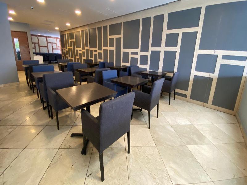 Holiday Inn Mexico Santa Fe image