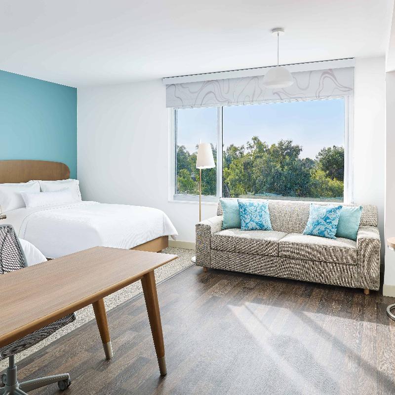 Element Fort Lauderdale Downtown