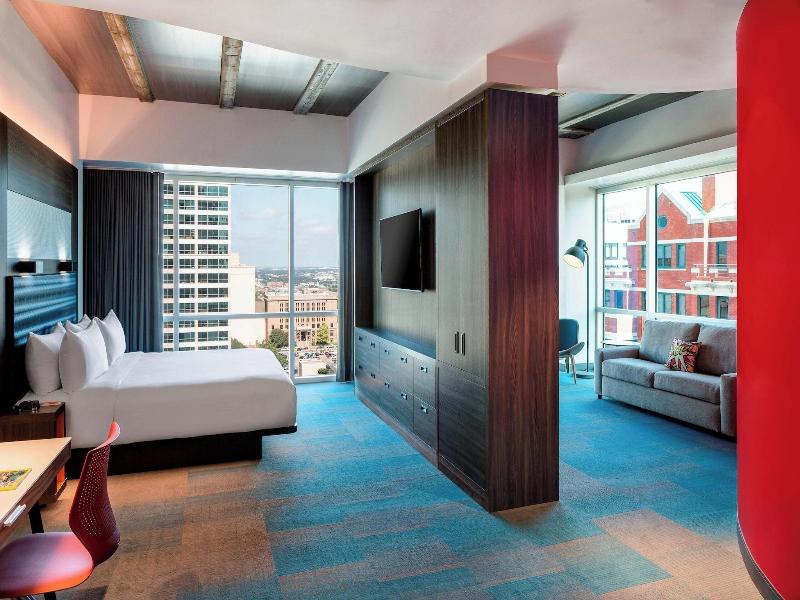 Aloft Fort Worth Downtown image