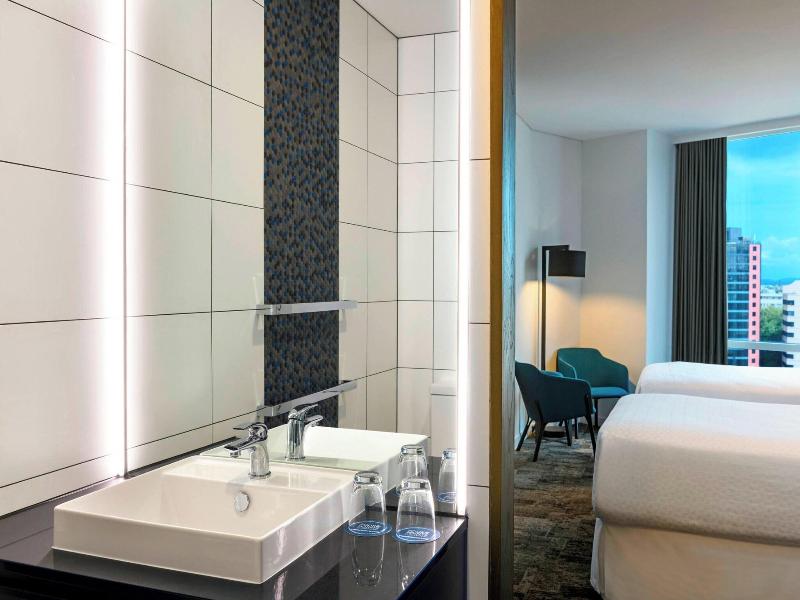Four Points by Sheraton Auckland image
