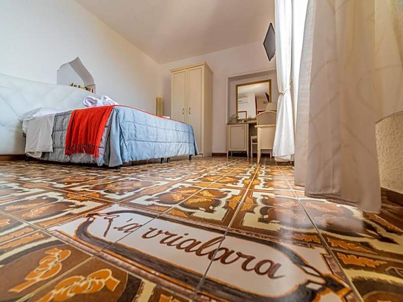Albergo Diffuso Bacco Furore image