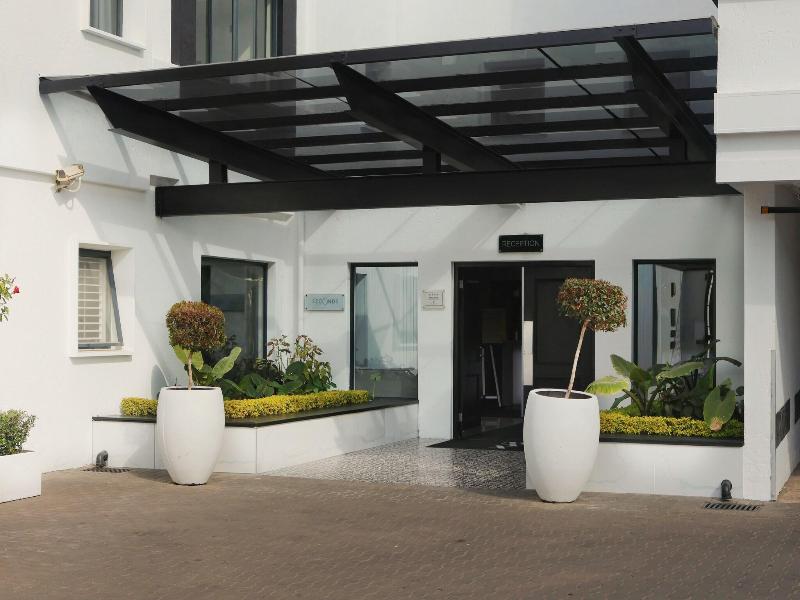 WeStay - Max Apartments image