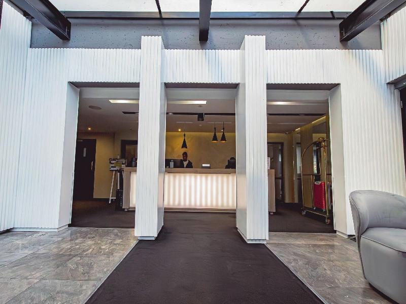 WeStay - Max Apartments image