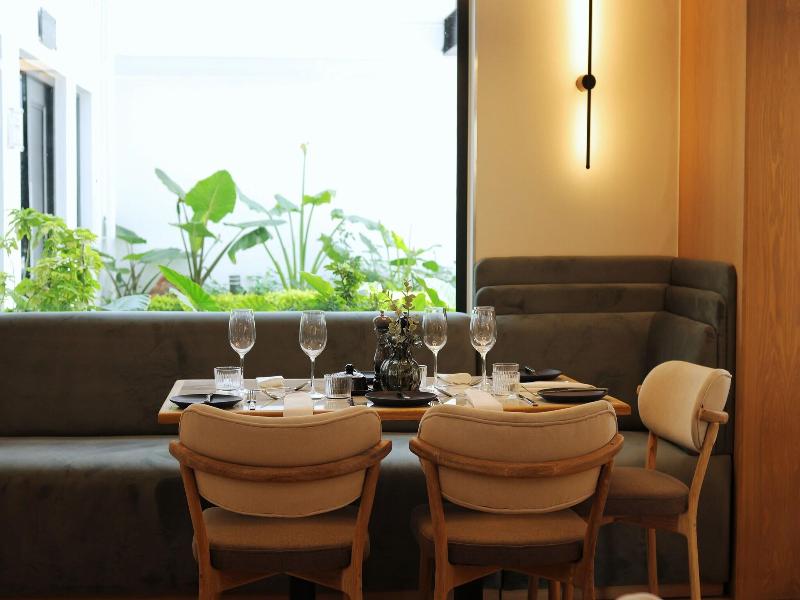 WeStay - Max Apartments image