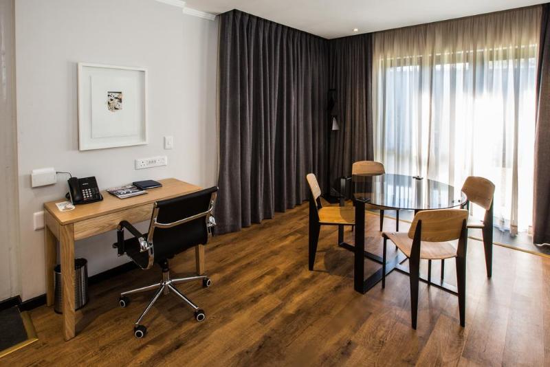 WeStay - Max Apartments image