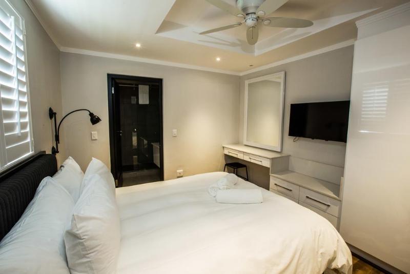 WeStay - Max Apartments image