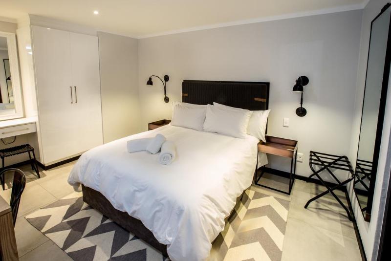 WeStay - Max Apartments image