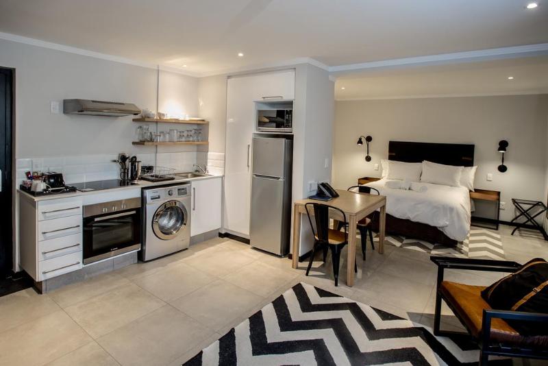 WeStay - Max Apartments image