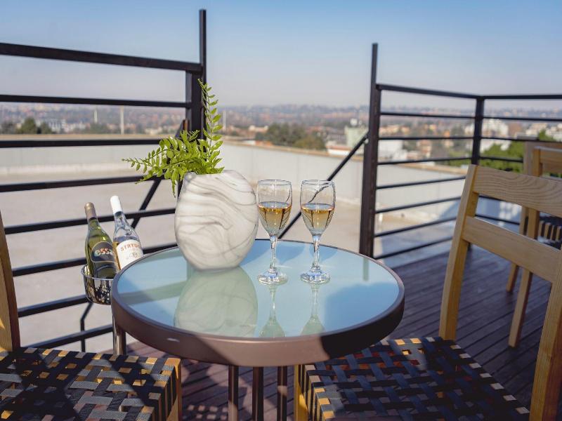 WeStay - Max Apartments image