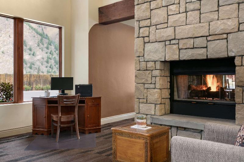 AmericInn by Wyndham Hailey Sun Valley image