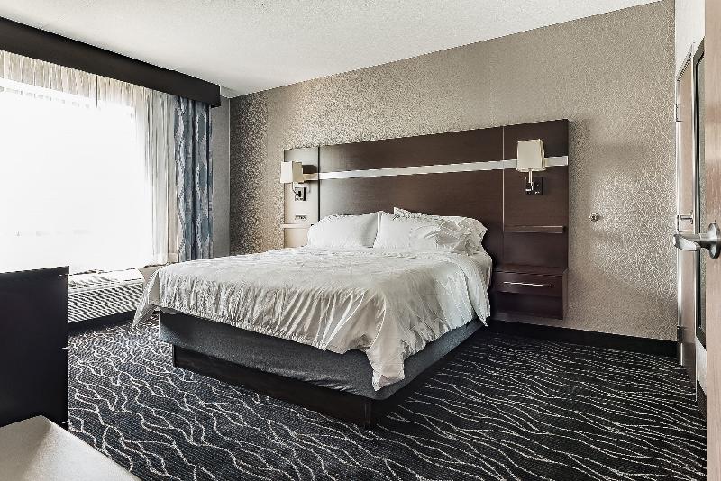 Holiday Inn & Suites Joliet Southwest photo 12