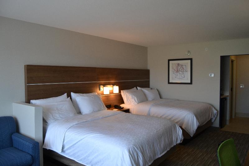 Holiday Inn Express Goodlettsville N Nashville photo 12