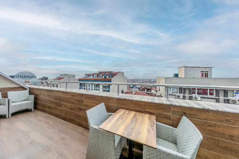 Marnas Hotel image