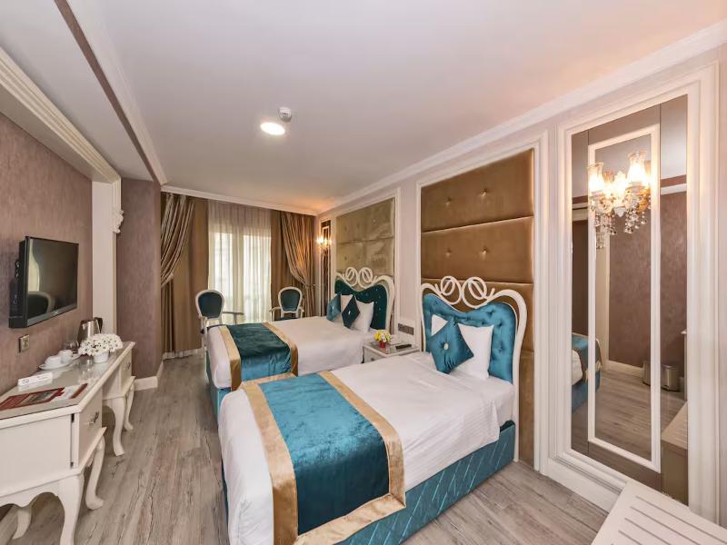 Marnas Hotel image