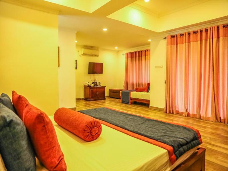 Oak Ray Ella Gap Hotel image
