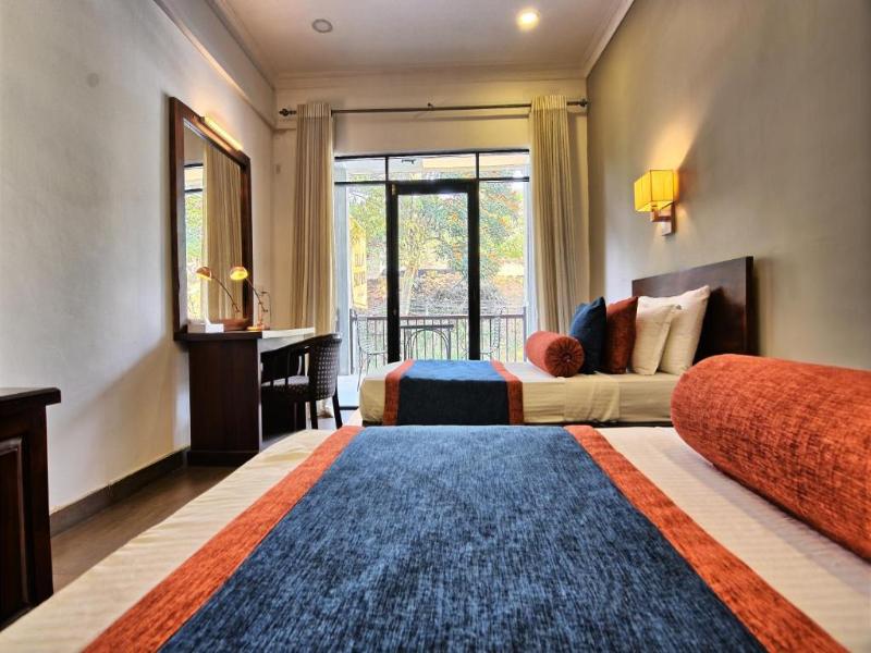 Oak Ray Ella Gap Hotel image