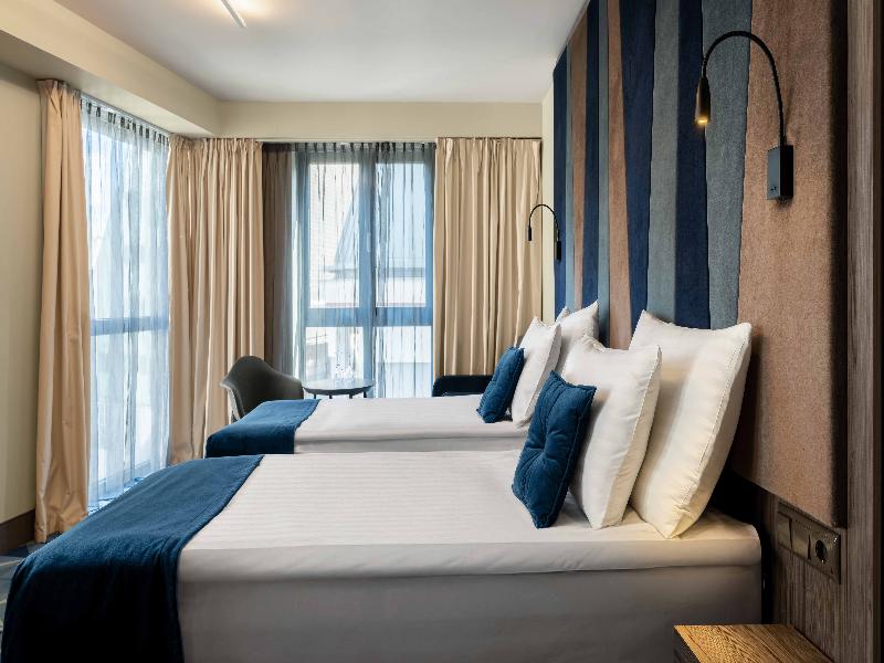 Wellton Riverside Spa Hotel image