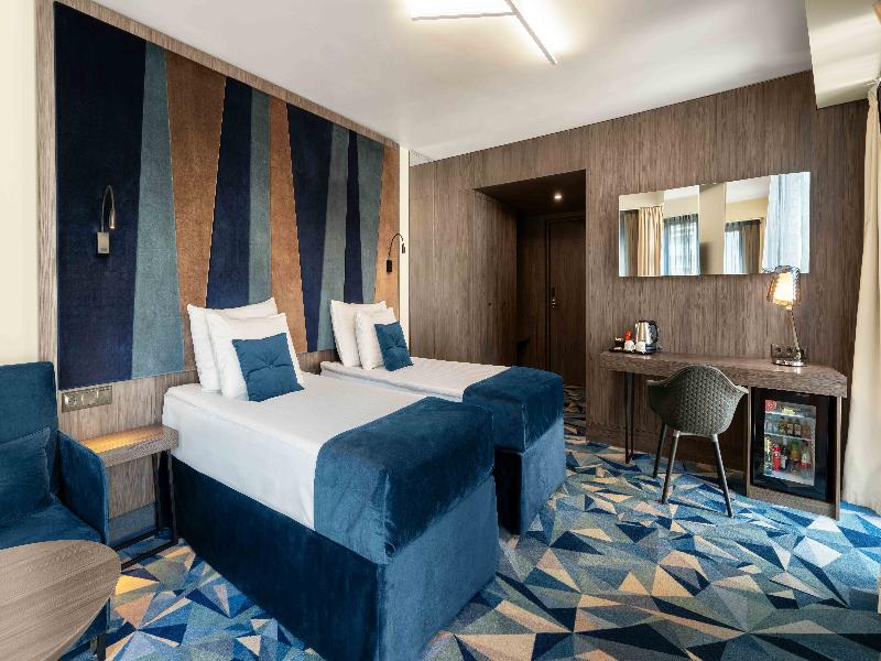 Wellton Riverside Spa Hotel image