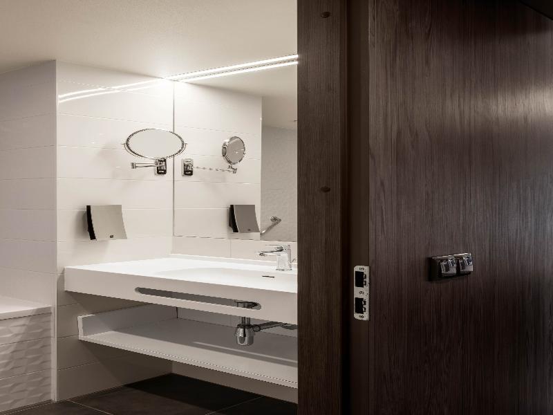 Wellton Riverside Spa Hotel image
