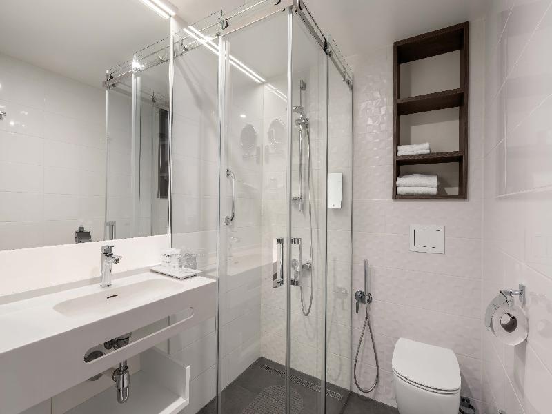 Wellton Riverside Spa Hotel image